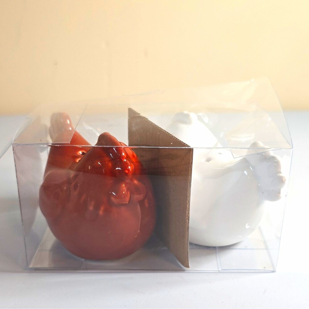 B9 Ceramic Rooster Salt & Pepper Shaker Set White/Brown Small 3in Hand Wash